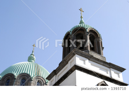 Church and blue sky 1393710