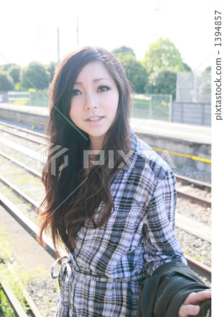 Young female, gaze, gaze at 1394857