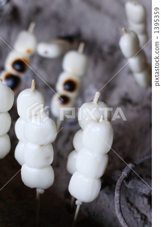 烤餃子 烤餃子 1395359