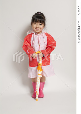 Raincoat girls Raincoat girls 1398352