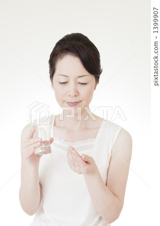 中年女性 中年女性 1399907