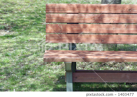 薩基洩漏了板凳 1403477