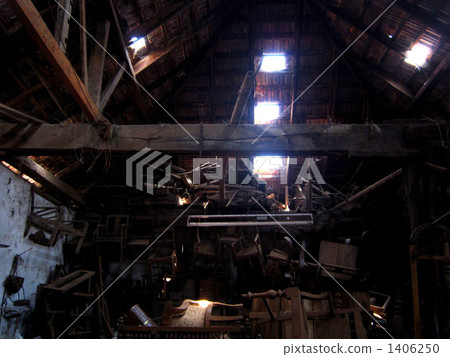 Ruins of the ruins 1406250