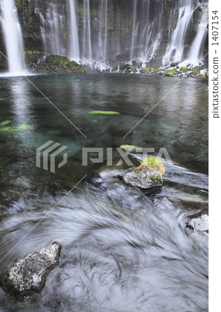 Shiraito Falls 1407154