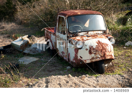 Auto three wheel (rot) 1408989