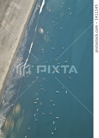 Shonan surfer seen from the sky 1411145