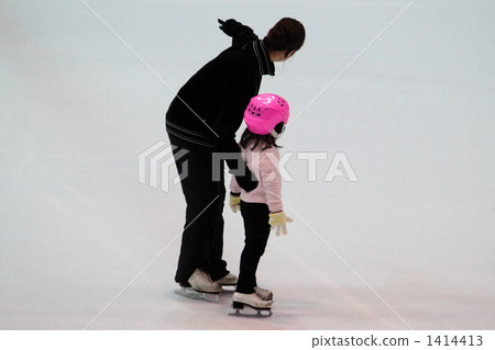 Figure Skating Lesson Figure Skating Lesson 1414413