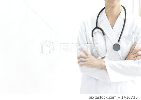 Doctor doing arms 1416733