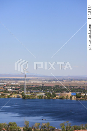Windmill with lake and yen sign Windmill with lake and yen sign 1418184