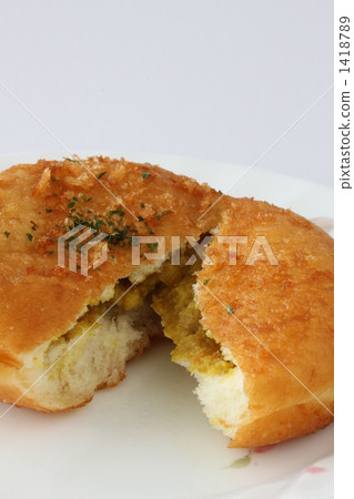 Curry bread   1418789