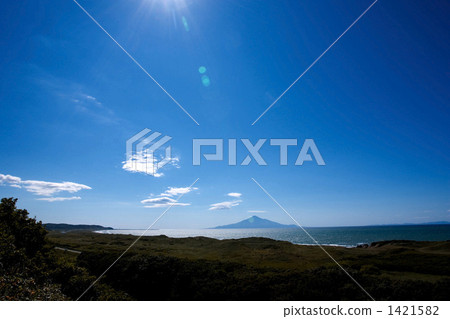Rishiri Island seen from Orolon line 1421582