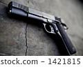 pistol 1421815