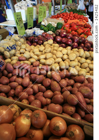 Rusty market vegetables 1425482