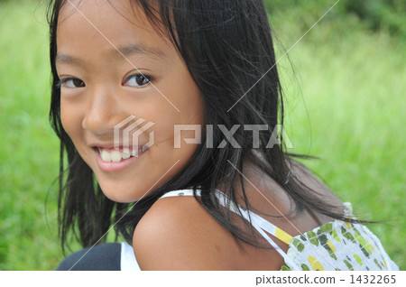 A girl with a smile 1432265
