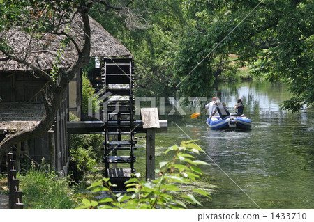 水車的夏天風景 1433710