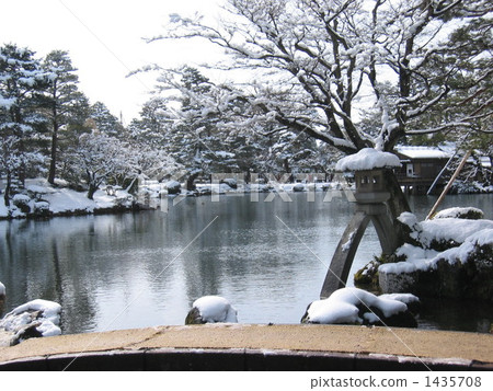 Snow Kenrokuen 1435708