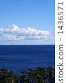 淡藍色的大海和雲 1436571
