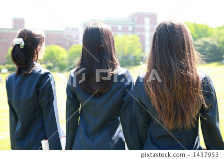 學校女生回來了 1437953