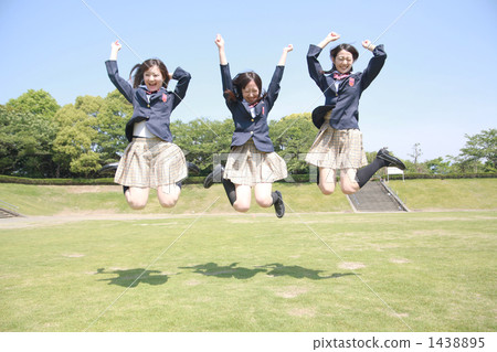 女高中生3人 女高中生3人 1438895