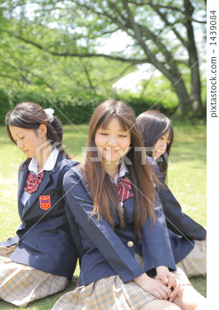 Female high school student 3 people Female high school student 3 people 1439084