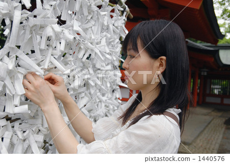 marriage, matchmaking, fortune-telling 1440576