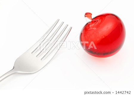 叉子和玻璃蘋果 叉子和玻璃蘋果 1442742
