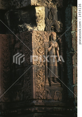 女神鵰像,在Banteay Srei 女神鵰像,在Banteay Srei 1454116