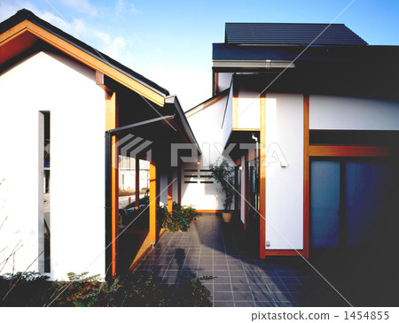 Large house with courtyard 1454855