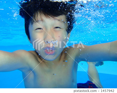 Underwater photograph 1457942