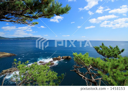 Goiseki coast 1458153