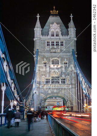 Tower Bridge at night 1462342