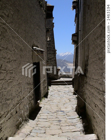 從Deppu寺廟看的雪構成 1463194