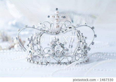 tiara tiara 1467330
