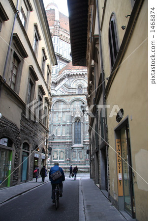 avenue, alley, alleyway 1468874