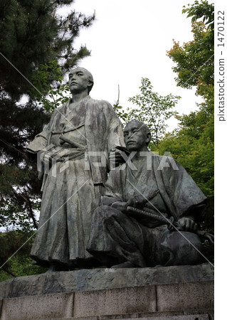 Ryoma Sakamoto · Shintaro Nakaoka Statue Ryoma Sakamoto · Shintaro Nakaoka Statue 1470122