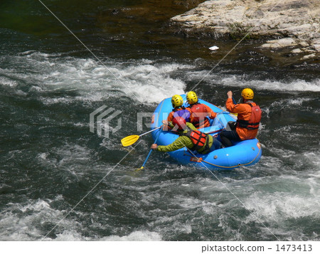 going downstream, water sport, watersport 1473413