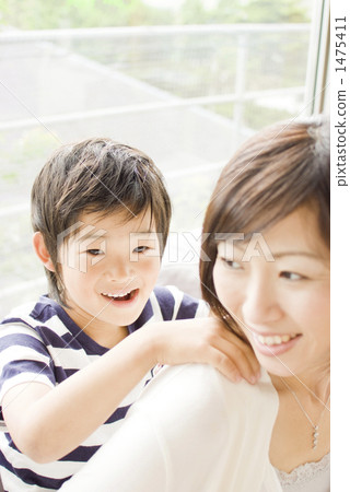shoulder rub, parenthood, parent and child 1475411
