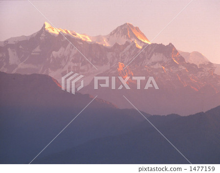 清晨 雪山 日出 1477159