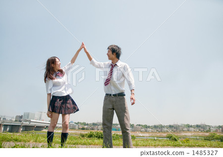 A high-school student high-touch couple A high-school student high-touch couple 1485327