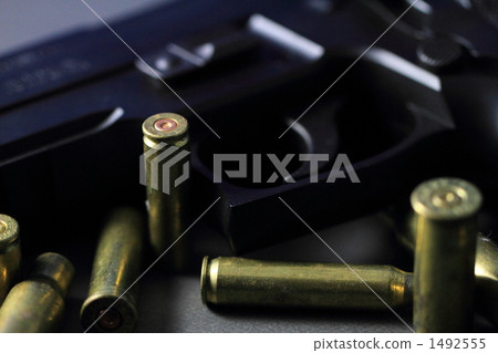 Guns and various cartridge cases Guns and various cartridge cases 1492555