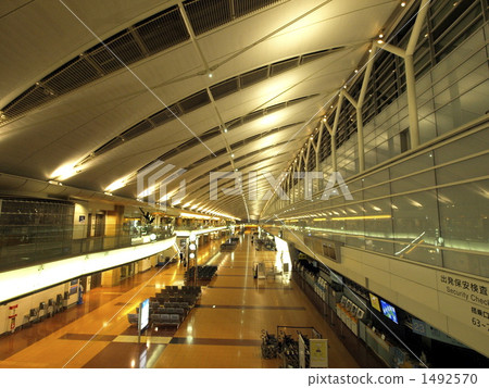 Haneda Airport Terminal 2 Lobby Haneda Airport Terminal 2 Lobby 1492570