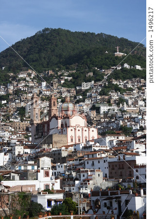 Tasco in the town of silver 1496217