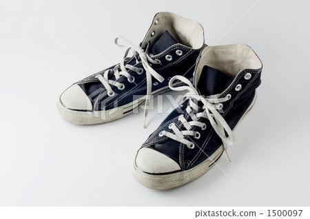 exercise shoes, dirty, filthy 1500097