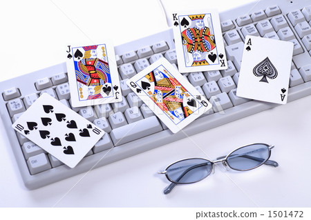 Cardboard and computer keyboard Cardboard and computer keyboard 1501472