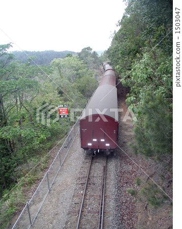 男爵瀑布觀測站標誌 1503047