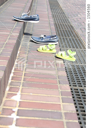 母子行走的形象 母子行走的形象 1504560