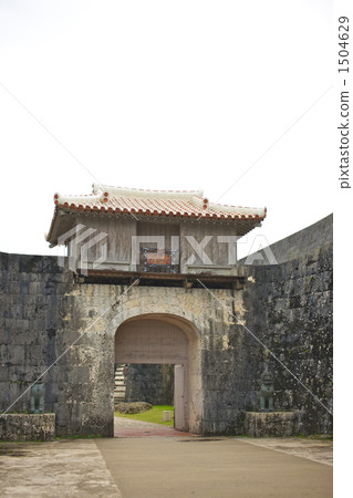 Shuri castle exterior 1504629