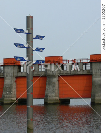 water gauge, floodgate, sluice gate 1505207