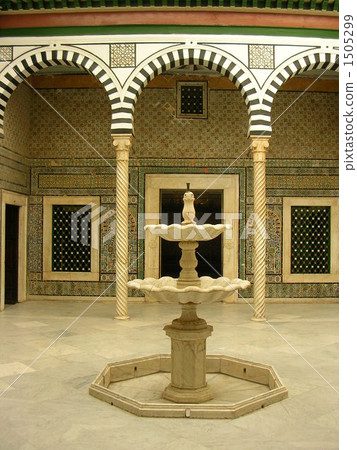 Tunisia, Arab building 1505299