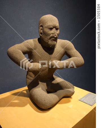 國家人類學博物館“勇士雕像”奧爾梅卡雕塑的傑作 國家人類學博物館“勇士雕像”奧爾梅卡雕塑的傑作 1505384
